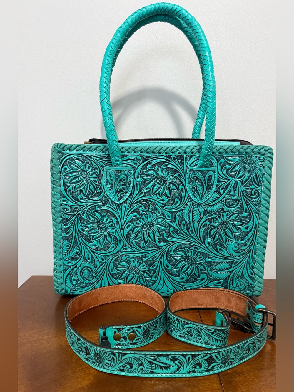 American Darling Tooled Leather Tote w/ Adjustable Crossbody Strap - Picture 2 of 16